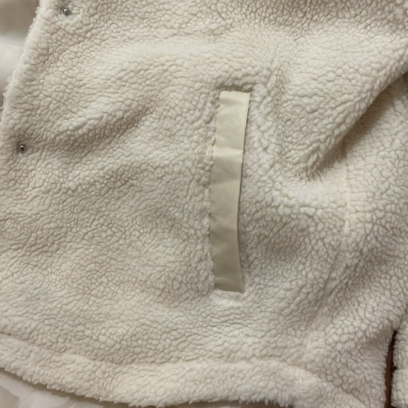 Wesley button down jacket faux sherpa NWOT - Picture 6 of 8